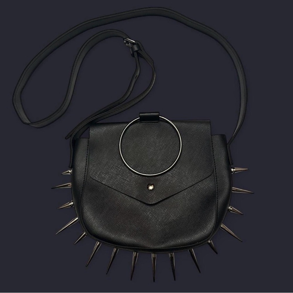 DIY Black Spike Crossbody Bag